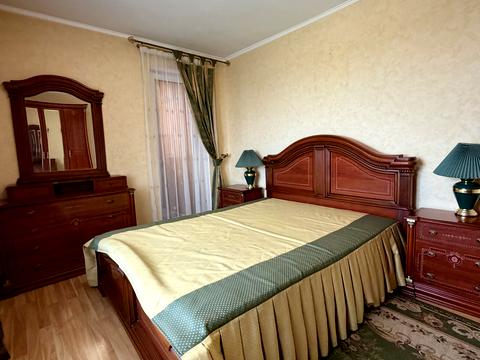 квартира за адресою Азербайджанська вул. (Бакинських Комісарів), 16/1