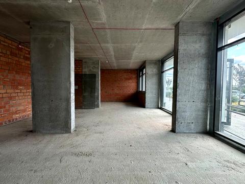комерційна за адресою Микільсько-Слобідська вул., 11