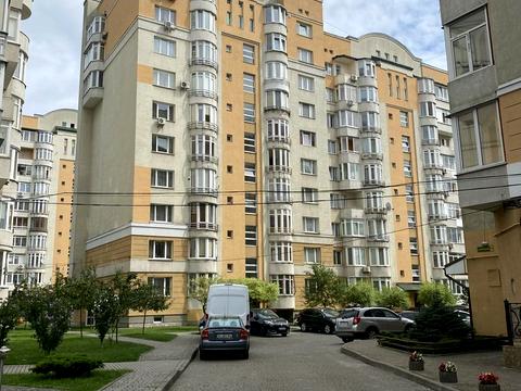 квартира за адресою Генерала Миколи Юнаківа вул., 9