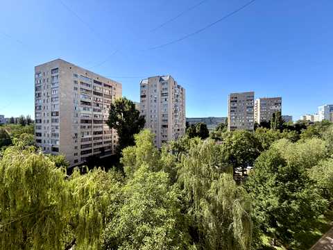 квартира по адресу Леся Курбаса просп., 1-Б