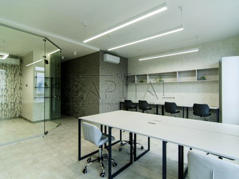 комерційна за адресою Жилянська вул., 68