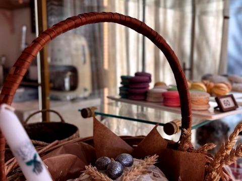 комерційна за адресою Літературна вул. (Чехова), 7