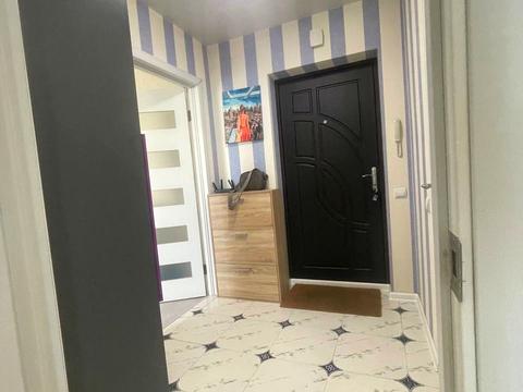 квартира за адресою Яблунева вул., (5-В)