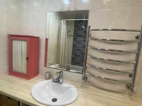 квартира за адресою Яблунева вул., (5-В)