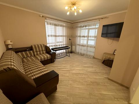 квартира за адресою Пилипа Орлика вул., 1
