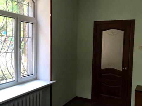 комерційна за адресою Васильківська вул., 15/14