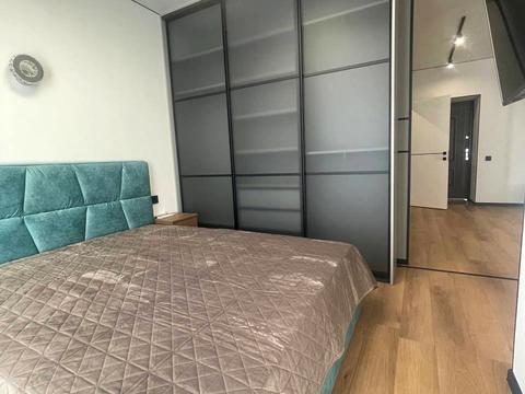 квартира за адресою Молодіжна вул., 8