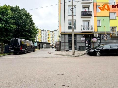 комерційна за адресою Пасічна вул., 38а