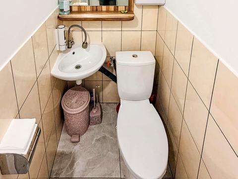 комерційна за адресою Пасічна вул., 38а
