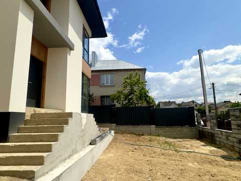 дом по адресу Ровно, Богуна Ивана ул., 17