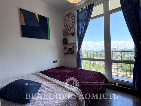 квартира за адресою Юнацька вул., 17