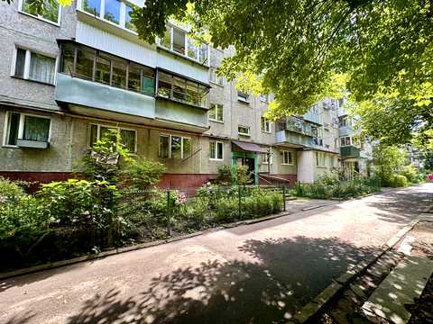 квартира за адресою Каховська вул., 8