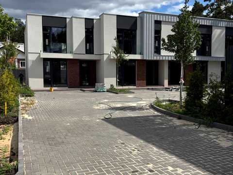 дом по адресу 9-я Линия ул., 23