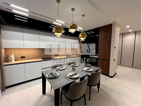 квартира по адресу Андрея Верхогляда ул. (Михайла Драгомирова), 17-Б