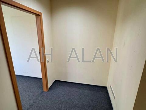 комерційна за адресою Дегтярівська вул., 62