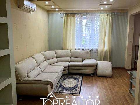 квартира по адресу Гвардейцев-Широнинцев ул., 49в