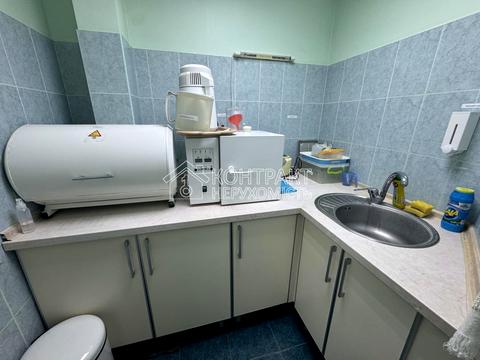 комерційна за адресою Валентинівська вул., 27