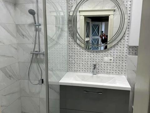 квартира по адресу Угорская ул., 12