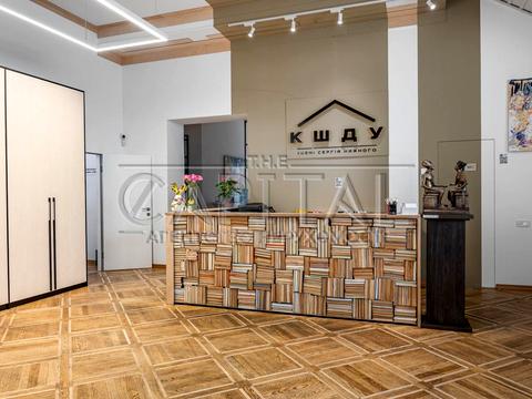 комерційна за адресою Київ, Добровольчих Батальйонів вул. (Панфіловців), 6/1