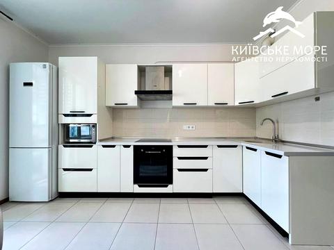 квартира за адресою Воскресенська вул., 18