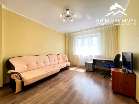 квартира за адресою Воскресенська вул., 18