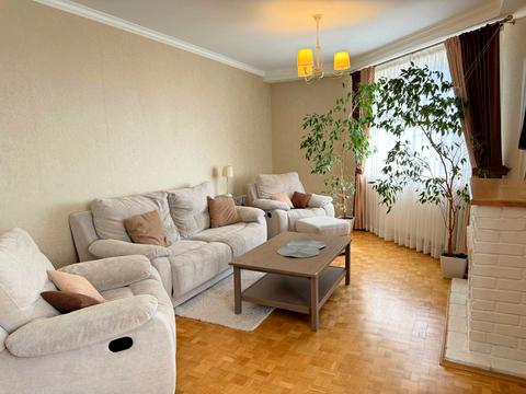квартира по адресу Любомира Гузара просп. (Космонавта Комарова), 26