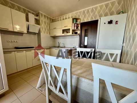 квартира за адресою Науки просп., 60-А