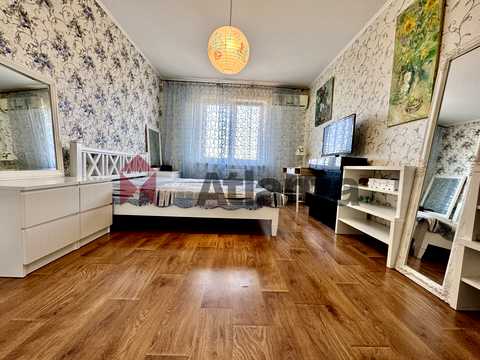 квартира за адресою Науки просп., 60-А