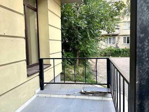 комерційна за адресою Січових Стрільців вул., 14