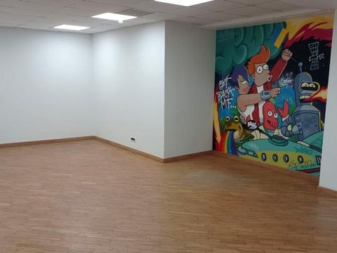 комерційна за адресою Крутогорний, 12б
