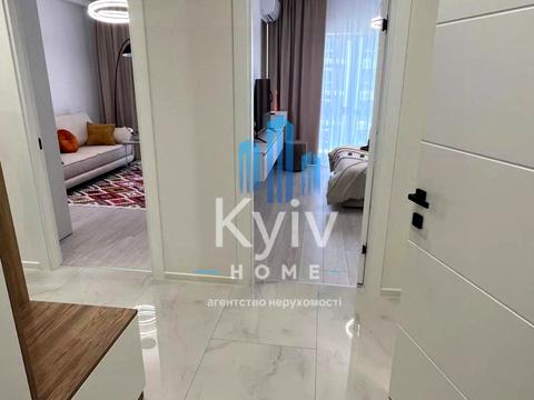 квартира за адресою Михайла Максимовича вул. (Онуфрія Трутенка), 26