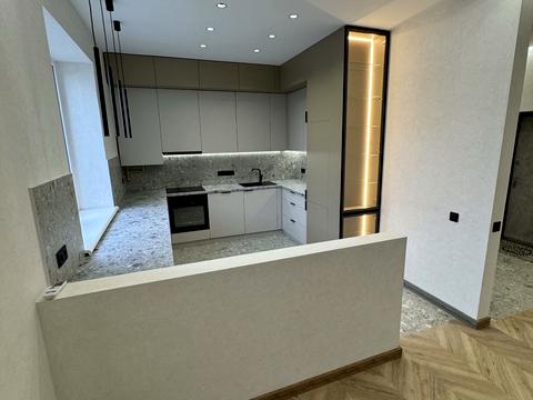квартира за адресою Дмитра Яворницького вул., (Будинок)