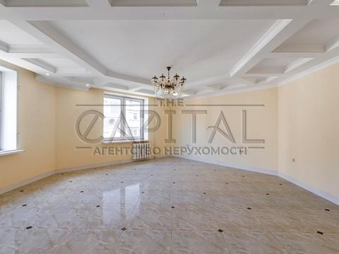 комерційна за адресою Олександра Кониського вул., 52-58