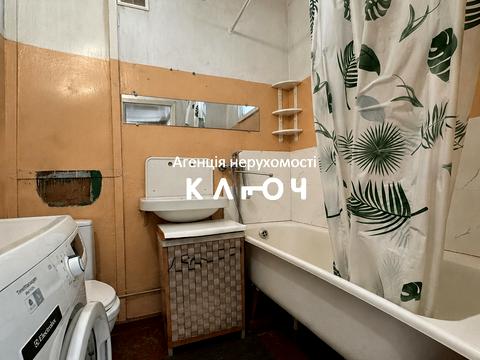 квартира за адресою Вокзальна вул., 64