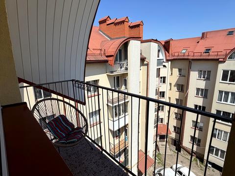 квартира за адресою Симона Петлюри вул., 65а