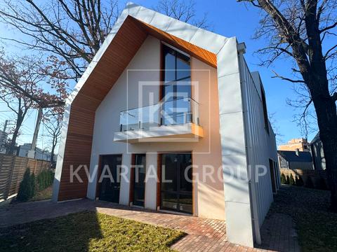 будинок за адресою Найкраща вул. (Ломоносова), 3