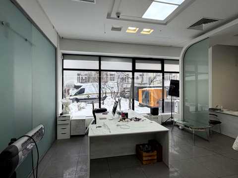 комерційна за адресою Київ, Князів Острозьких вул. (Московська), 23