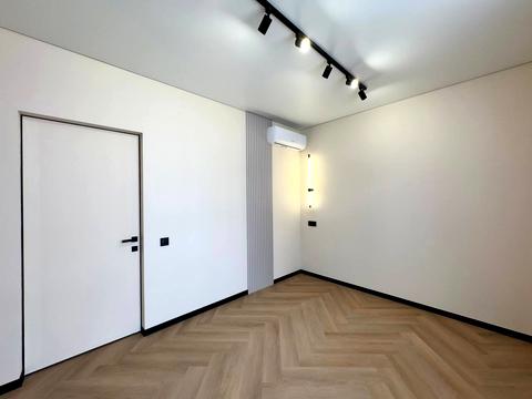 квартира по адресу Олександра Олеся ул., 3