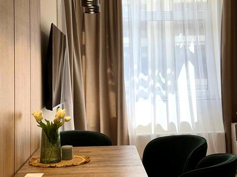 квартира по адресу Олександра Олеся ул., 3