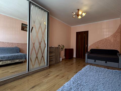 квартира за адресою Володимира Івасюка вул., 46