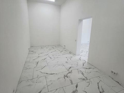 комерційна за адресою Михайла Максимовича вул. (Онуфрія Трутенка), 24
