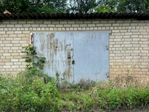 паркомісце за адресою смт. Мала Данилівка, Садова, 20