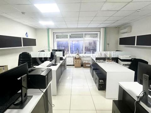 комерційна за адресою Оболонська набережна вул., 19