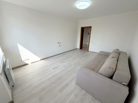 квартира по адресу Единства ул., 6