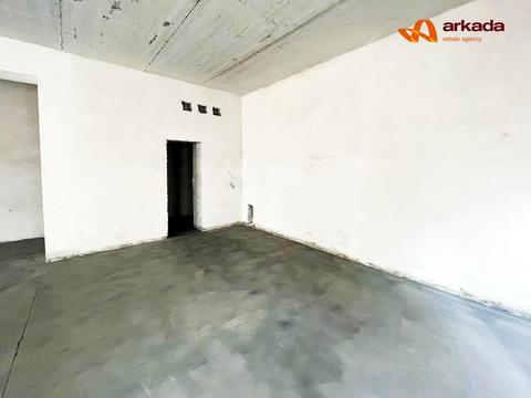 комерційна за адресою Вовчинецька вул., 112