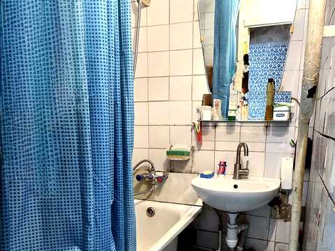 квартира за адресою Амосова вул. (Корчагінців), 5