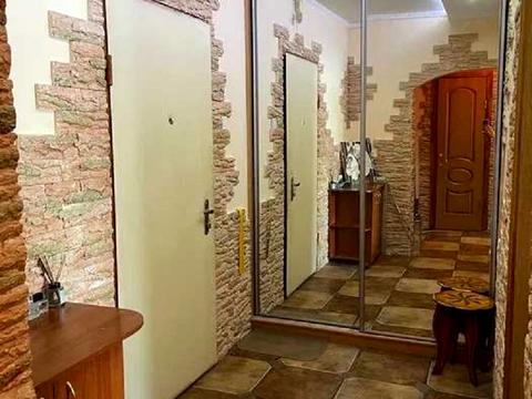 квартира за адресою Драгоманова вул., 1-К