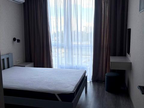квартира за адресою Причальна вул., 10