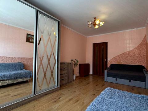 квартира за адресою Володимира Івасюка вул., 46