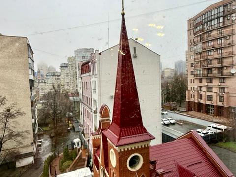 квартира по адресу Александра Конисского ул., 22-А